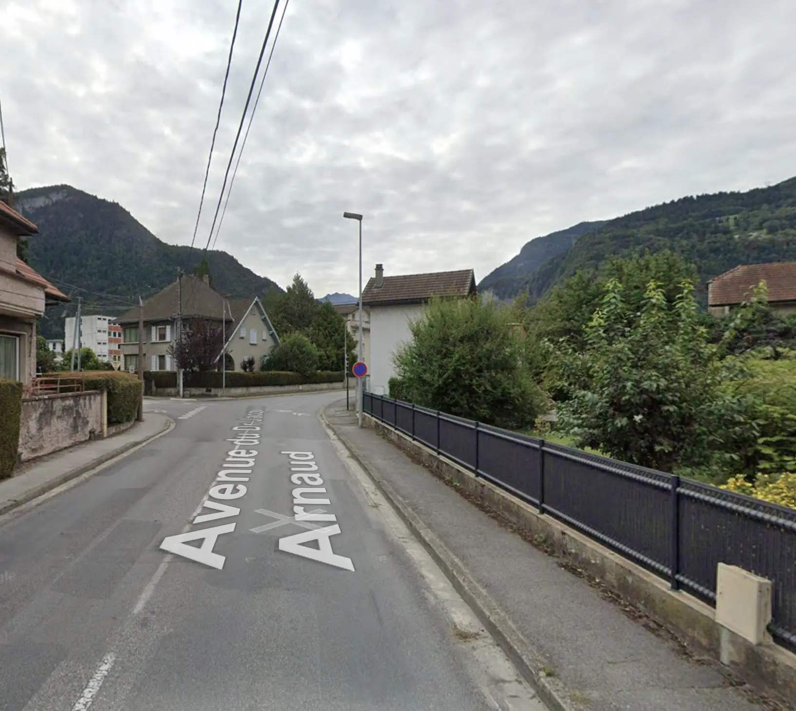 Avenue du Dr Jacques Arnaud, 74300 Cluses