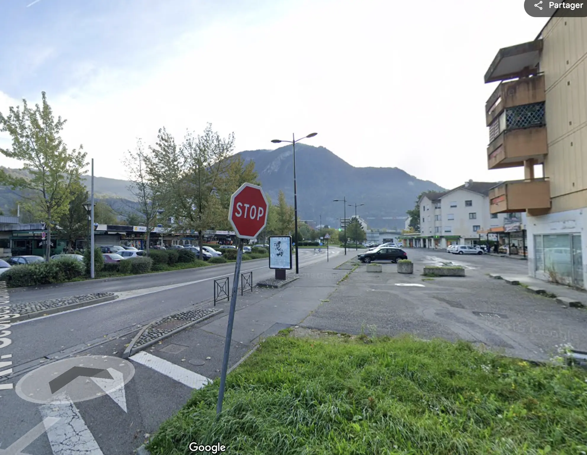 Avenue Georges Clemenceau à Cluses
